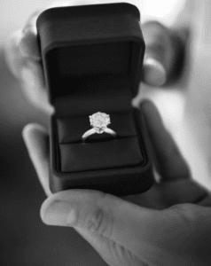 Diamond engagement ring