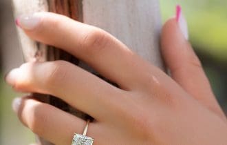 How To Get An Engagement Ring Insured?