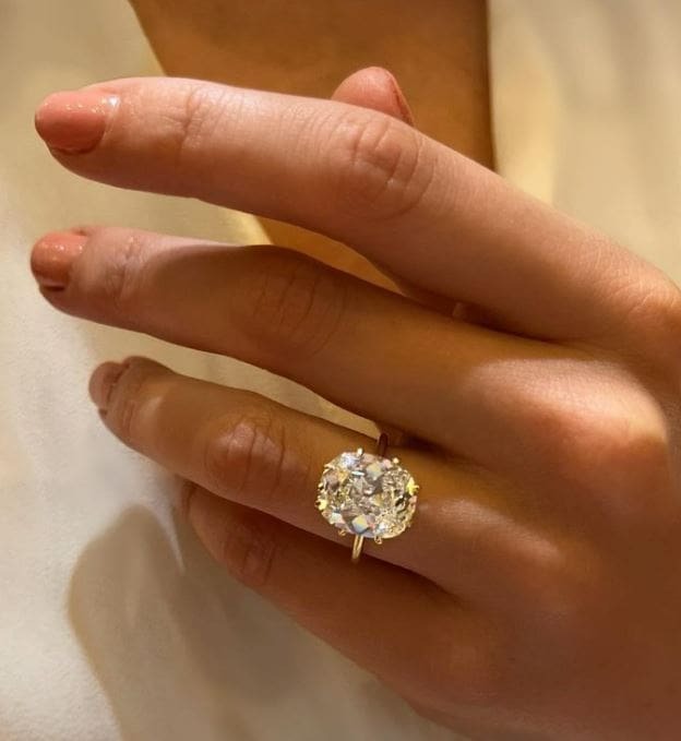 2025 Most Popular Engagement Ring Designs 5 elongated cushion cut